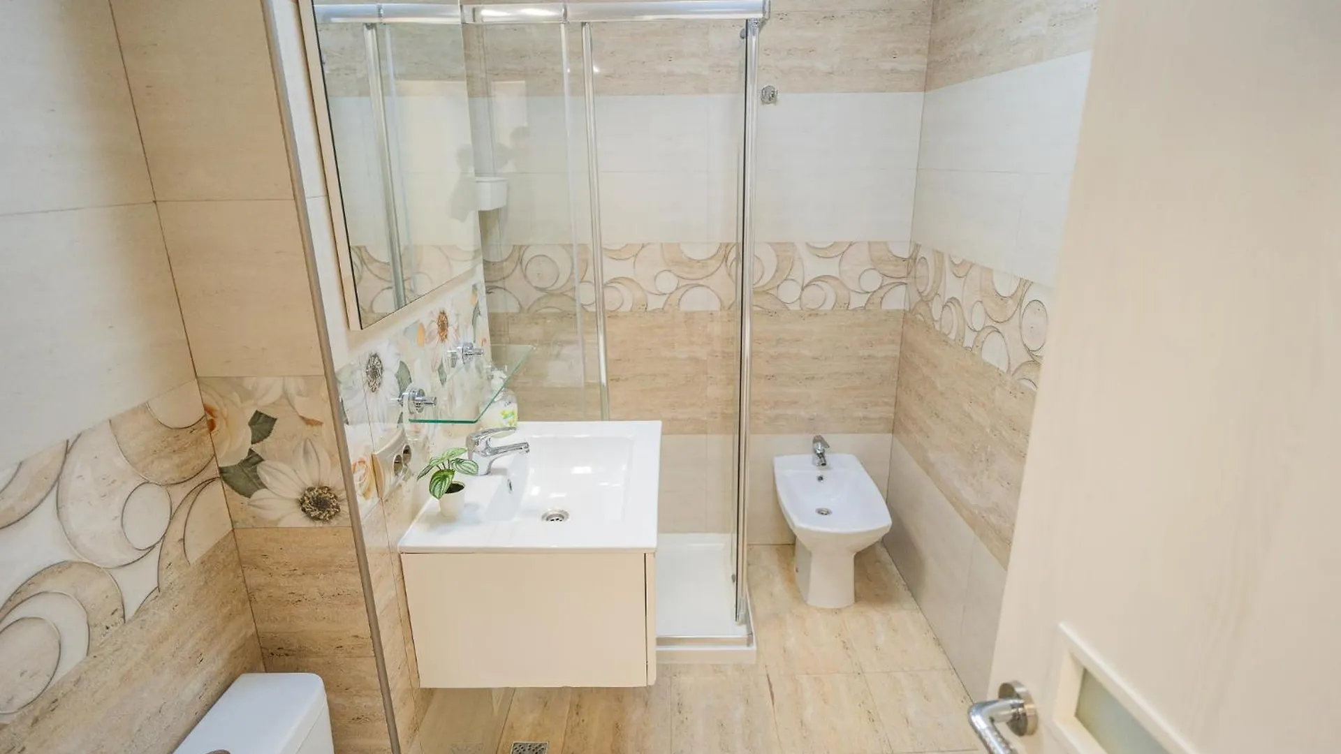 Luxury 2Br On Decebal Avenue Apartment Bucharest