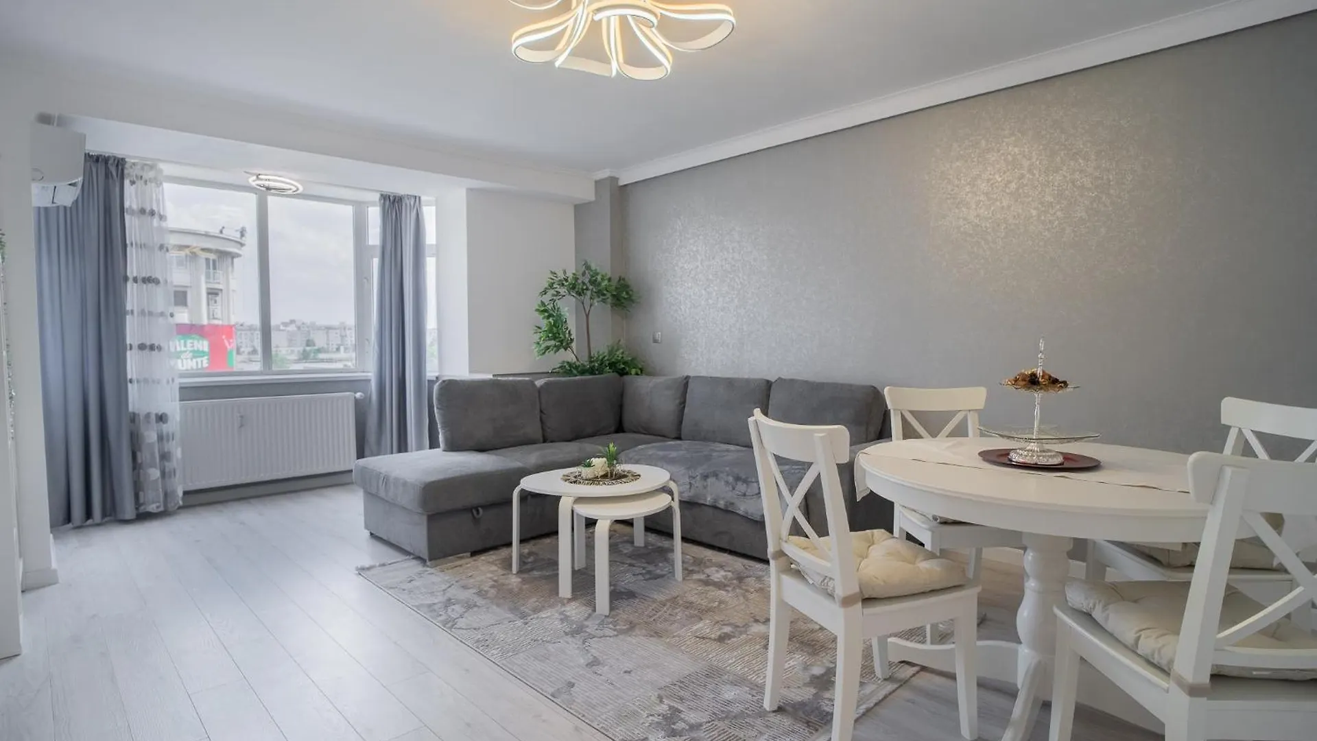 Luxury 2Br On Decebal Avenue Apartment Bucharest 0*,