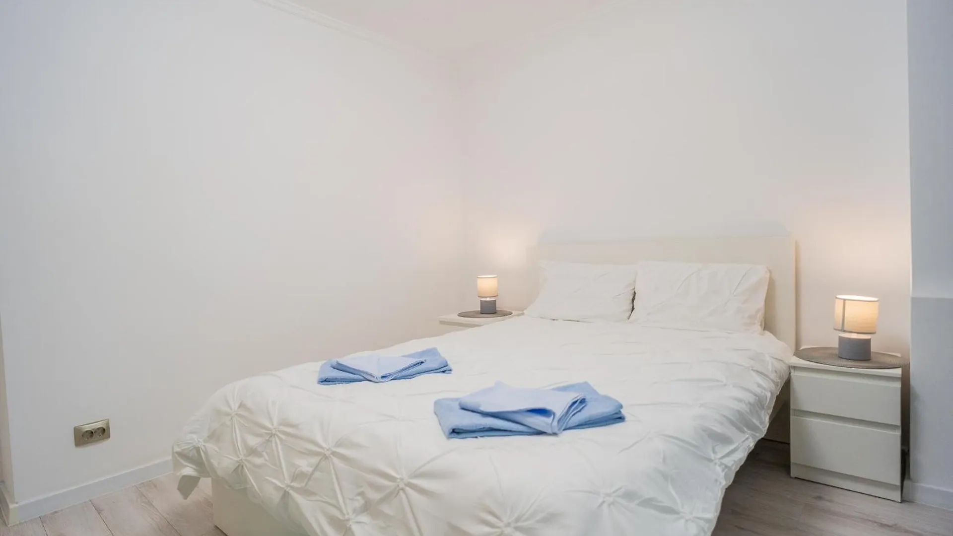 Luxury 2Br On Decebal Avenue Apartment Bucharest