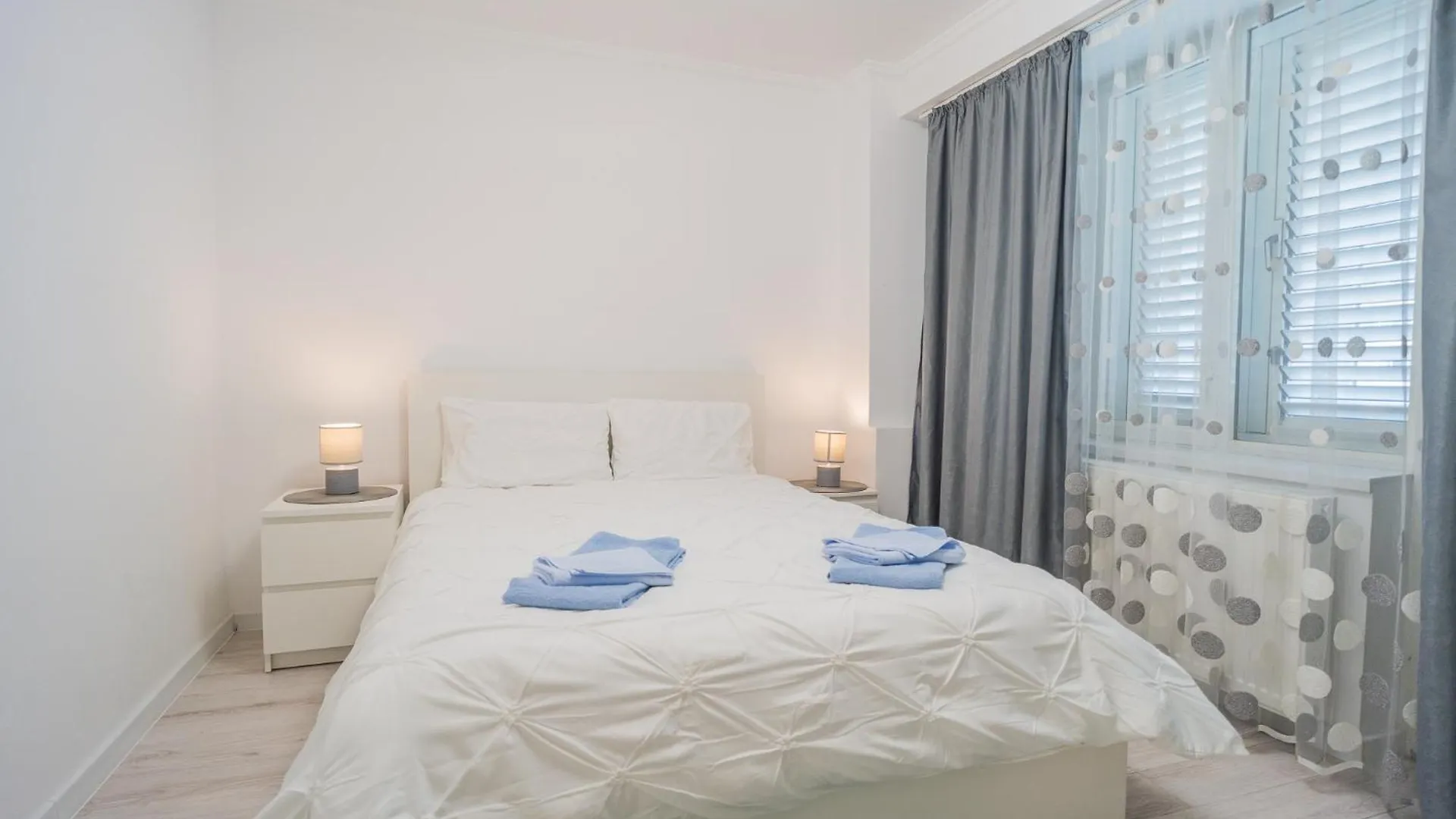 Luxury 2Br On Decebal Avenue Apartment Bucharest