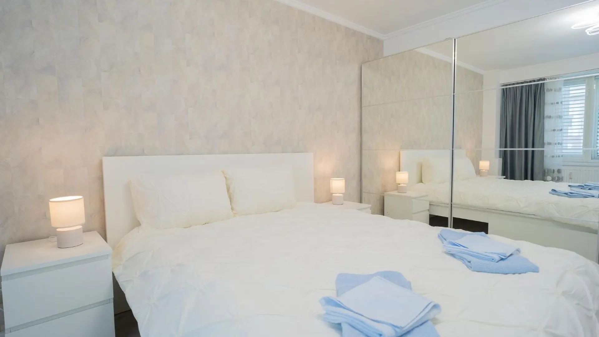 Luxury 2Br On Decebal Avenue Apartment Bucharest 0*,