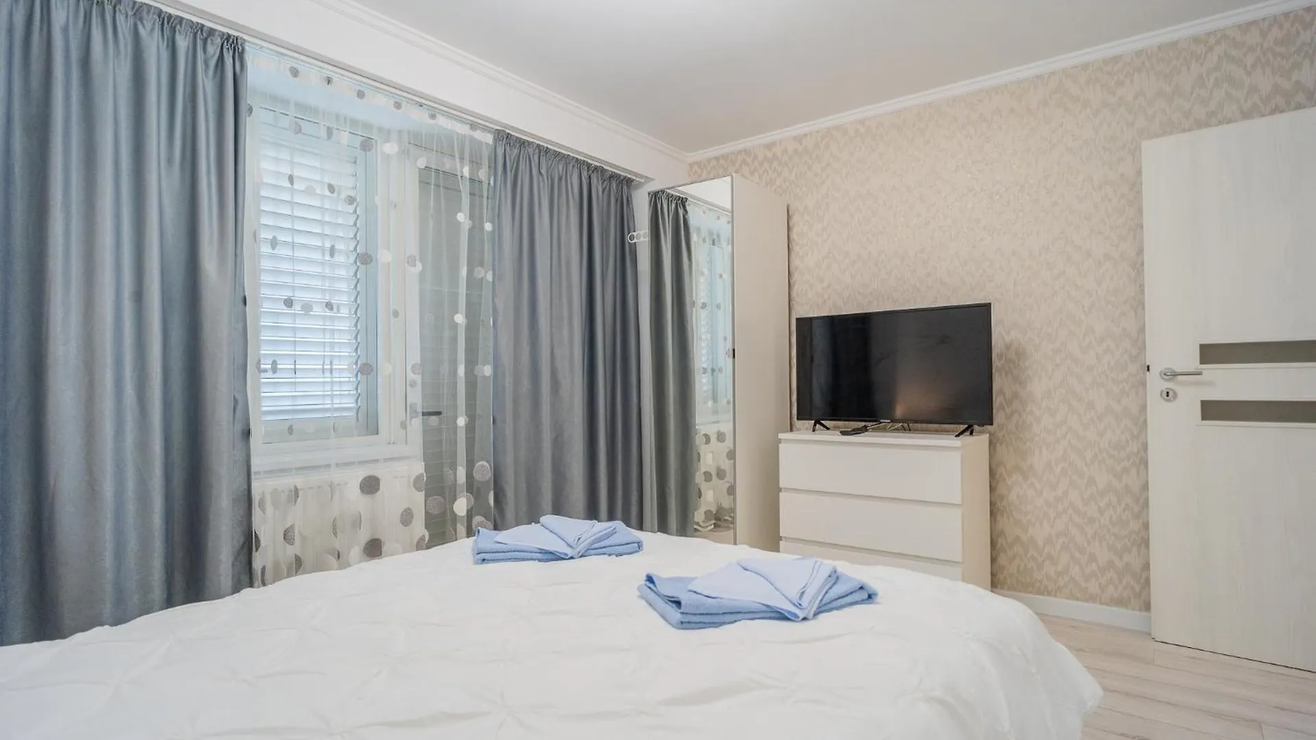 Luxury 2Br On Decebal Avenue Apartment Bucharest