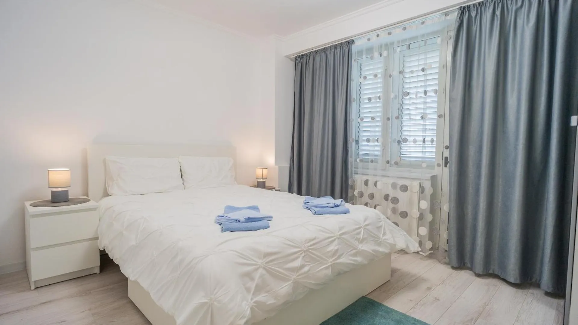Luxury 2Br On Decebal Avenue Apartment Bucharest
